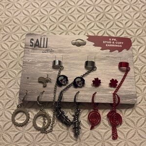 Saw Jigsaw Barbed Wire Puzzle Cuff Earring Set‎ Hot Topic Horror